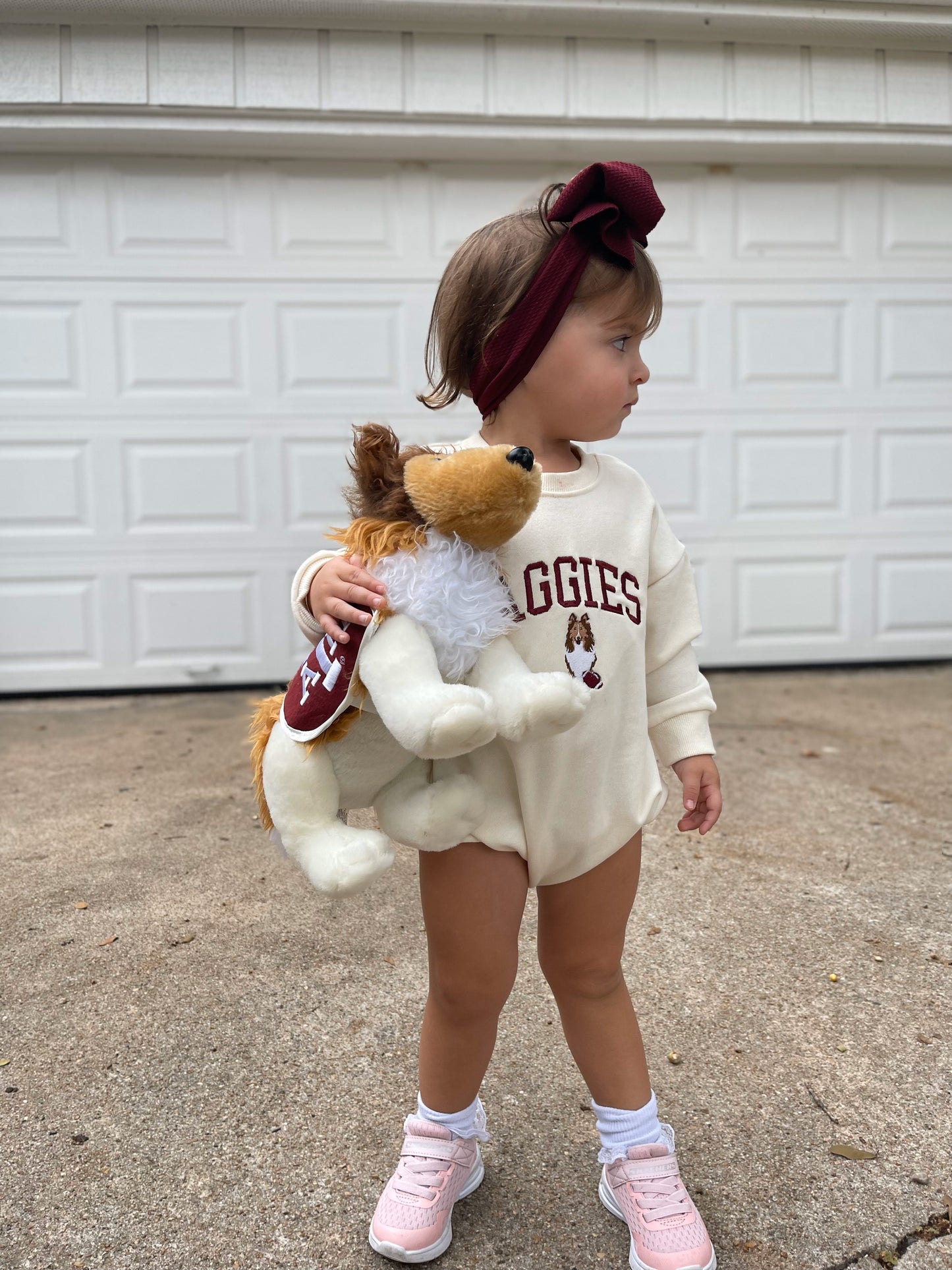 Unisex Texas A&M Aggies Reveille Bubble and Sweatshirt